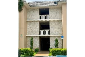 7480 Miami Lakes Dr APT G204, Miami Lakes, FL 33014, Sold 12/03/24