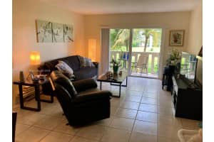 7480 Miami Lakes Dr APT G204, Miami Lakes, FL 33014, Sold 12/03/24