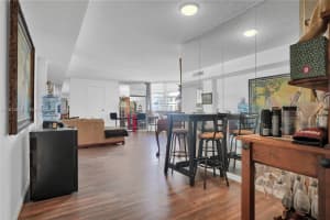 905 Brickell Bay Dr APT 1121, Miami, FL 33131, - MLS#A11670066