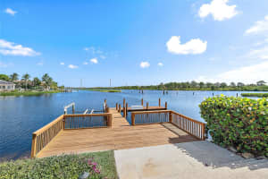 231 Commodore Dr, Jupiter, FL 33477, Sold 11/25/24