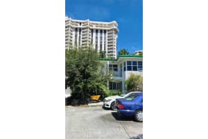 1365 NE 105th St APT 3, Miami Shores, FL 33138, Sold 12/17/24
