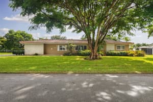 11701 SW 100th Ave, Miami, FL 33176, Sold 11/13/24