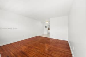 542 Euclid Ave APT 14, Miami Beach, FL 33139, Sold 12/30/24