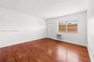542 Euclid Ave APT 14, Miami Beach, FL 33139, Sold 12/30/24