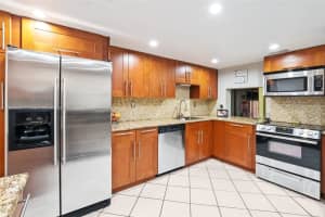 6675 Racquet Club Dr #186, Lauderhill, FL 33319, Sold 02/11/25