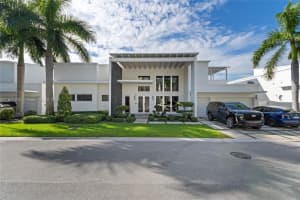 8256 NW 34th St, Doral, FL 33122, Sold 06/06/25