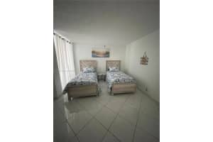 6767 Collins Ave APT 2105, Miami Beach, FL 33141, Sold 05/12/25