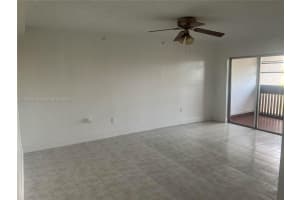 10641 SW 108th Ave APT 4E, Miami, FL 33176, Sold 06/30/25