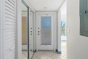 6001 NW 61st Ave APT 201, Tamarac, FL 33319, Sold 12/12/24