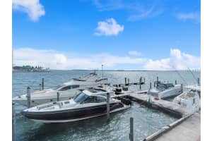 825 Brickell Bay Dr APT 845, Miami, FL 33131, Sold 11/19/24