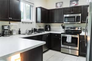353 SE 37th Ter, Homestead, FL 33033, Sold 12/20/24