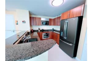 300 S Biscayne Blvd #1508, Miami, FL 33131, Sold 11/29/24