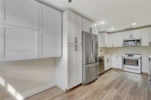 842 SW 9th St, Homestead, FL 33034, Sold 11/15/24