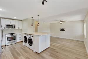 842 SW 9th St, Homestead, FL 33034, Sold 11/15/24