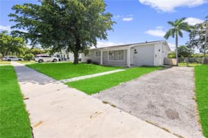 18920 NW 14th Ct, Miami, FL 33169, Sold 11/12/24