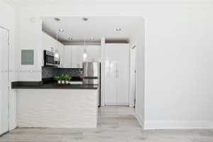 119 Menores Ave APT 11, Coral Gables, FL 33134, Sold 12/20/24