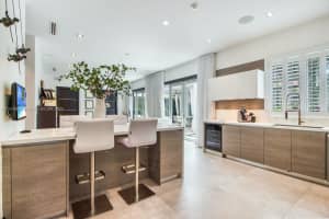 2382 Alton Rd, Miami Beach, FL 33140, Sold 08/18/25