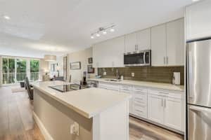 250 Jacaranda Dr Apartment 409, Plantation, FL 33324, Sold 04/28/25