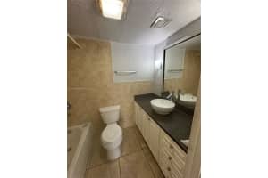8001 W 6th Ave APT I, Hialeah, FL 33014, Sold 01/14/25