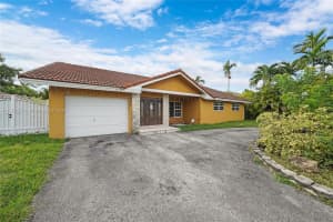 7070 SW 156th Ct, Miami, FL 33193, Sold 11/29/24