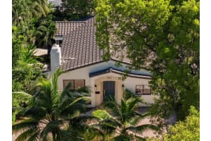 1516 SW 18th St, Miami, FL 33145, Sold 12/06/24