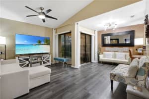 6427 NW 171st St #6427, Hialeah, FL 33015, Sold 02/20/25