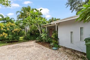 1708 SW 13th St, Fort Lauderdale, FL 33312, Sold 01/21/25