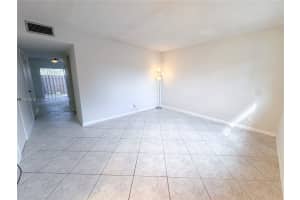 7569 W Sunrise Blvd #7569, Plantation, FL 33313, Sold 05/23/25