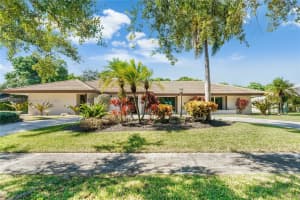 15830 SW 82nd Ave, Palmetto Bay, FL 33157, Sold 04/10/25