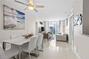 350 SE 2nd St APT 2820, Fort Lauderdale, FL 33301, Sold 02/12/25