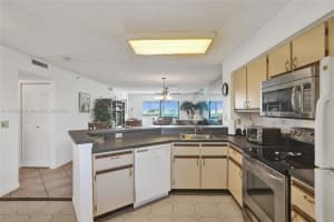 2221 Cypress Island Dr APT 701, Pompano Beach, FL 33069, Sold 11/20/24