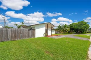 3765 SW 122nd Pl, Miami, FL 33175, Sold 12/03/24