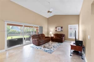 19420 NW 6th St, Pembroke Pines, FL 33029, Sold 12/17/24
