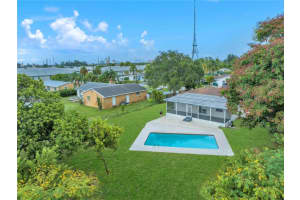 5401 Lakeshore Dr, West Palm Beach, FL 33407, Sold 03/17/25