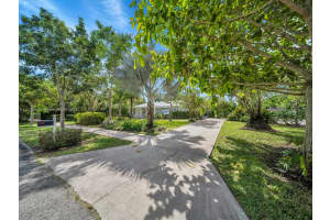 1910 NW 9th Ave, Homestead, FL 33030, Sold 11/20/24