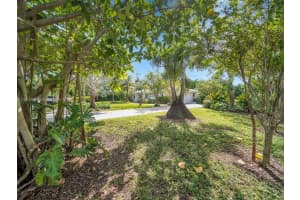 1910 NW 9th Ave, Homestead, FL 33030, Sold 11/20/24