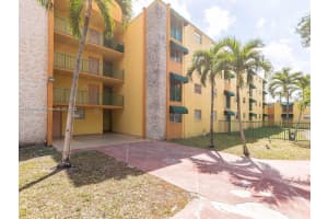 666 W 81st St APT 204, Hialeah, FL 33014, - MLS#A11671098