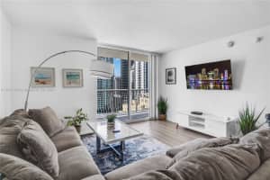 1200 Brickell Bay Dr, Miami, FL 33131, Sold 11/08/24