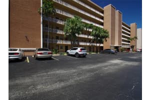 420 NE 12th Ave APT 401, Hallandale Beach, FL 33009, - MLS#A11671170
