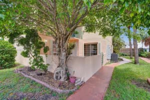 12015 SW 18th Terrace APT 11, Miami, FL 33175, Sold 12/02/24