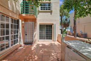 12015 SW 18th Terrace APT 11, Miami, FL 33175, Sold 12/02/24