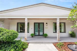 5880 SW 87th St, Miami, FL 33143, Sold 01/17/25