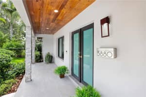 5880 SW 87th St, Miami, FL 33143, Sold 01/17/25