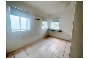 1021 NW 3rd St APT 308, Miami, FL 33128, Sold 03/31/25