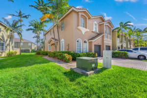 2498 SE 13th Ct, Homestead, FL 33035, Sold 12/19/24