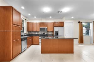 4328 Cascada Cir #4328, Hollywood, FL 33024, Sold 12/20/24