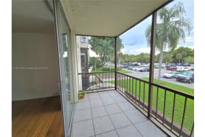 7100 NW 17th St APT 216, Plantation, FL 33313, Sold 01/31/25