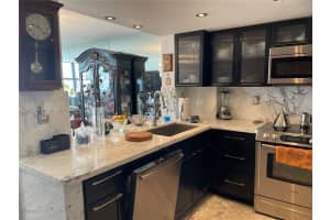 2555 Collins Ave, Miami Beach, FL 33140, Sold 02/27/25
