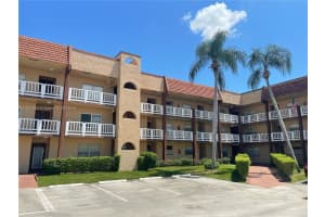 9300 Sunrise Lakes Blvd 303, Sunrise
