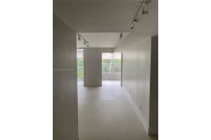 607 Ocean Dr APT 2J, Key Biscayne, FL 33149, Sold 11/21/24